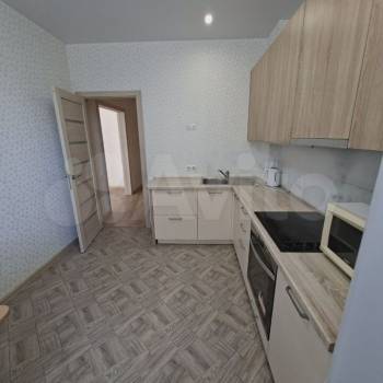 Продается 1-комнатная квартира, 41 м²