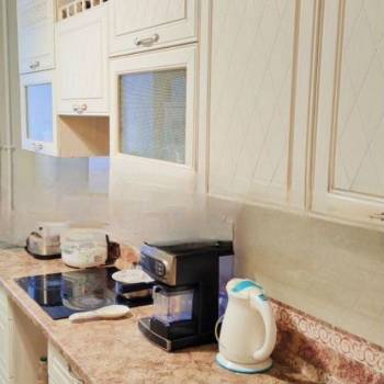 Продается 1-комнатная квартира, 42 м²