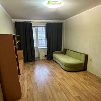 Сдается 1-комнатная квартира, 42 м²