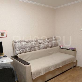 Продается 1-комнатная квартира, 48 м²