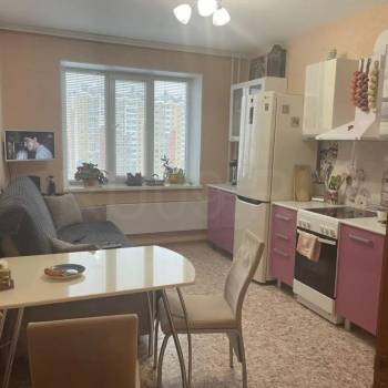 Сдается 1-комнатная квартира, 44 м²