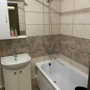 Сдается 1-комнатная квартира, 35 м²