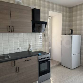 Сдается 1-комнатная квартира, 35 м²