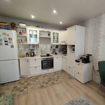 Продается 3-х комнатная квартира, 64 м²