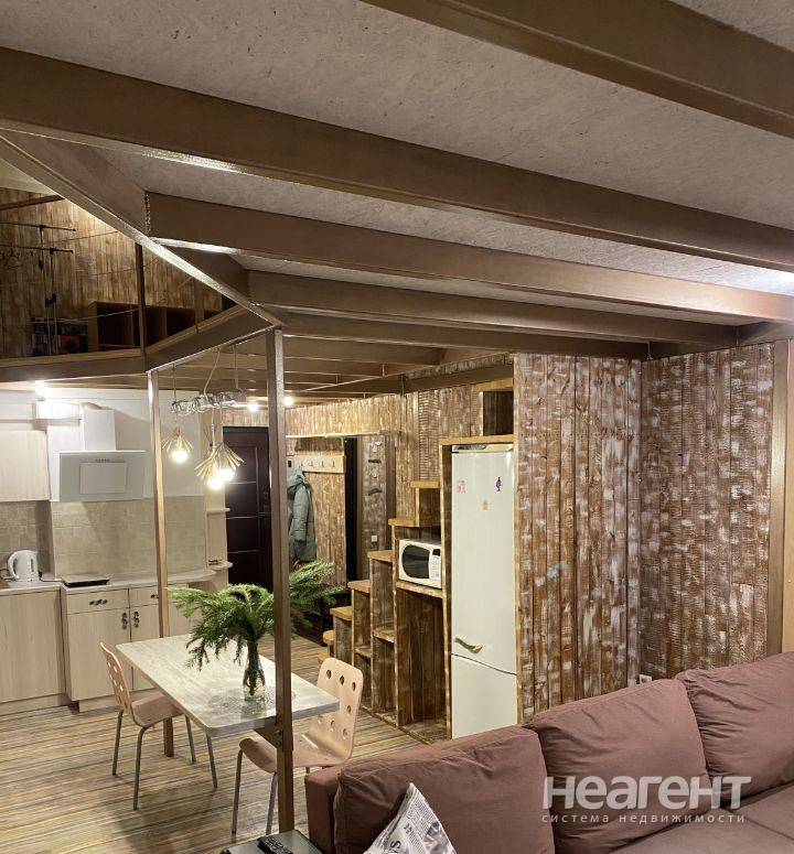 Продаю 1-комн. квартиру, ул. Нахимова, без посредников