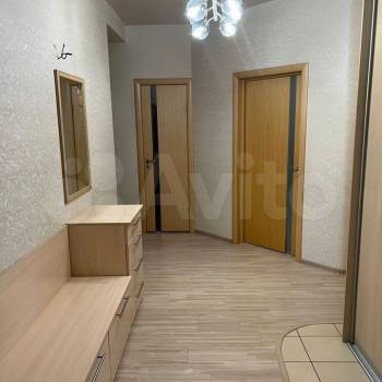 Продается Многокомнатная квартира, 102,2 м²