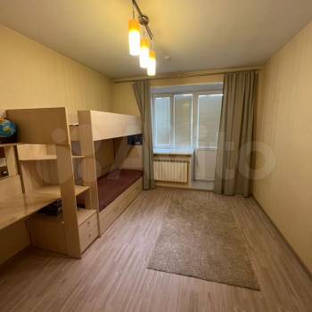 Продается Многокомнатная квартира, 102,2 м²