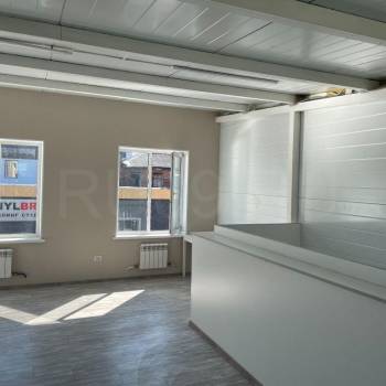 Сдается Нежилое помещение, 72 м²