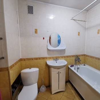 Сдается 1-комнатная квартира, 44 м²