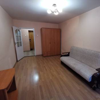 Сдается 1-комнатная квартира, 44 м²