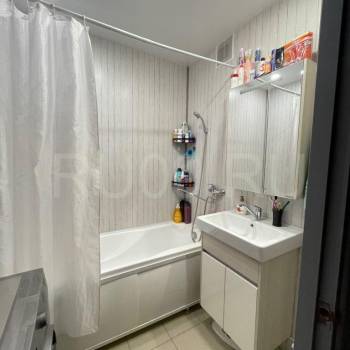 Продается 3-х комнатная квартира, 64 м²