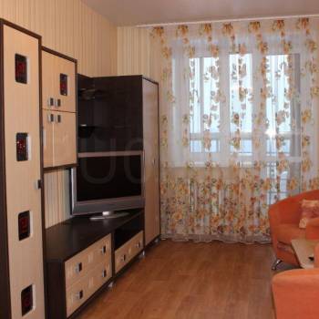 Сдается 1-комнатная квартира, 38 м²