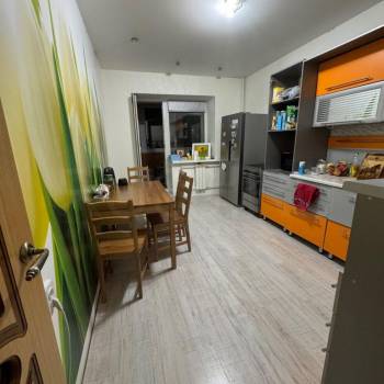 Продается 3-х комнатная квартира, 103 м²