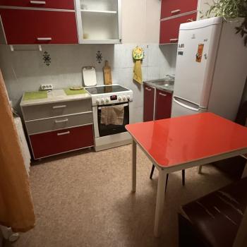 Сдается 1-комнатная квартира, 42 м²