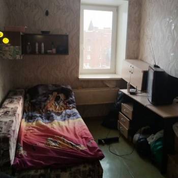 Продается Многокомнатная квартира, 69,8 м²