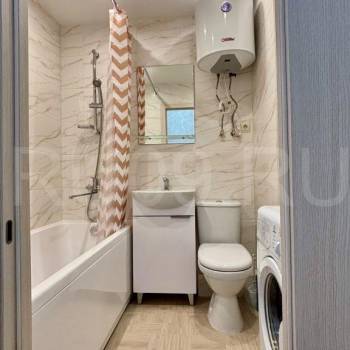 Сдается 1-комнатная квартира, 39 м²