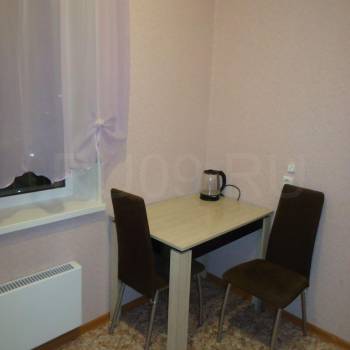 Сдается 1-комнатная квартира, 38 м²