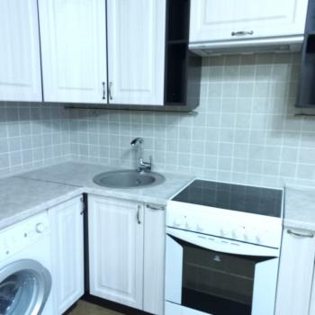 Сдается 1-комнатная квартира, 52 м²