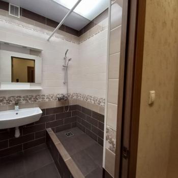 Сдается 1-комнатная квартира, 52 м²