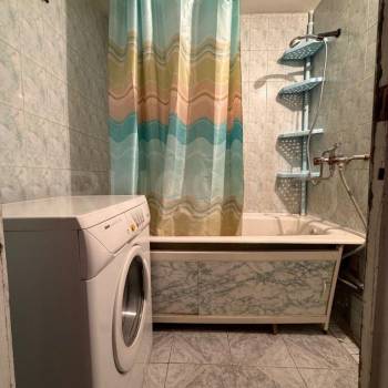 Продается 3-х комнатная квартира, 64 м²