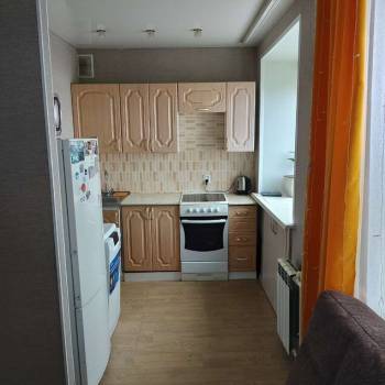 Сдается Многокомнатная квартира, 59,9 м²