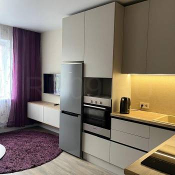 Сдается 1-комнатная квартира, 40 м²