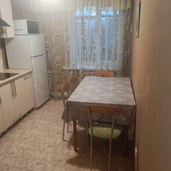 Сдается 2-х комнатная квартира, 64 м²