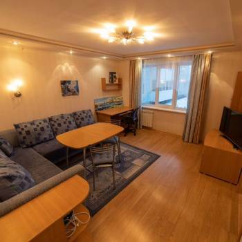 Сдается Многокомнатная квартира, 60 м²