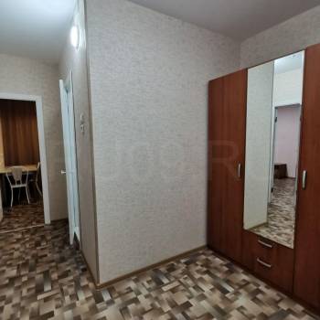 Сдается 1-комнатная квартира, 39 м²