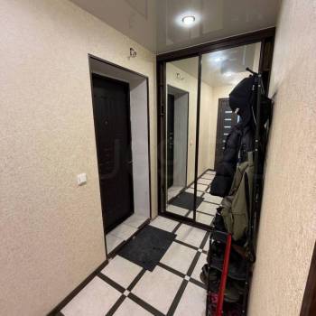 Продается 1-комнатная квартира, 33 м²