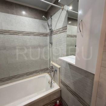 Продается 1-комнатная квартира, 33 м²