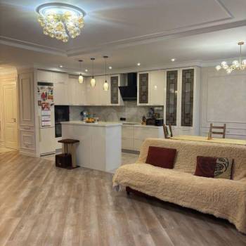 Продается Многокомнатная квартира, 153 м²