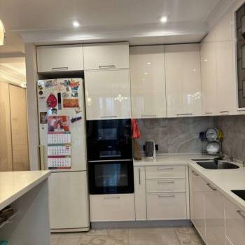 Продается Многокомнатная квартира, 153 м²