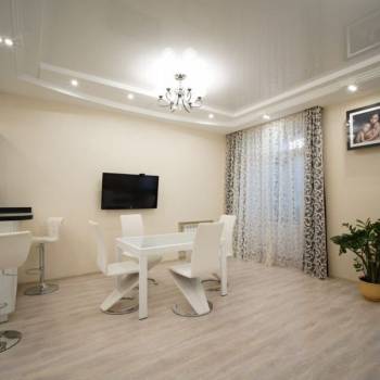 Сдается Многокомнатная квартира, 100 м²