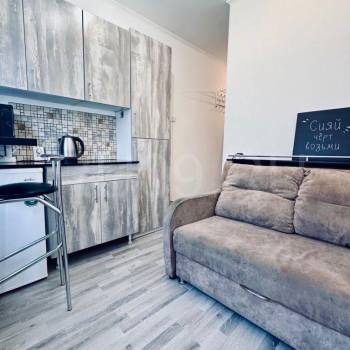 Продается 1-комнатная квартира, 12 м²