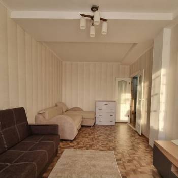 Продается 1-комнатная квартира, 42,1 м²