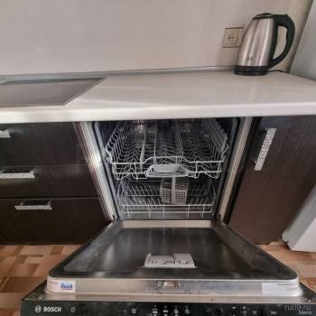 Продается 1-комнатная квартира, 42 м²