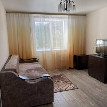 Сдается 1-комнатная квартира, 38 м²