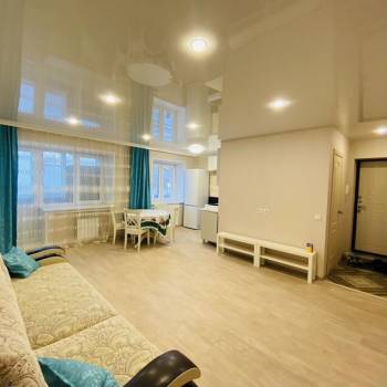 Сдается Многокомнатная квартира, 60 м²