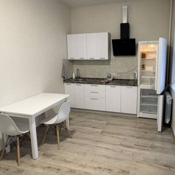 Сдается 1-комнатная квартира, 38 м²