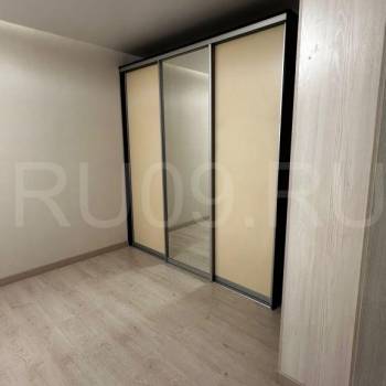 Продается 1-комнатная квартира, 37 м²