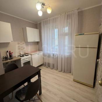 Сдается 1-комнатная квартира, 41 м²