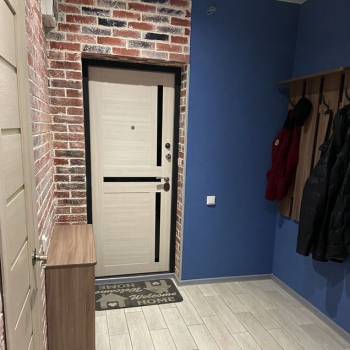 Сдается 1-комнатная квартира, 42 м²