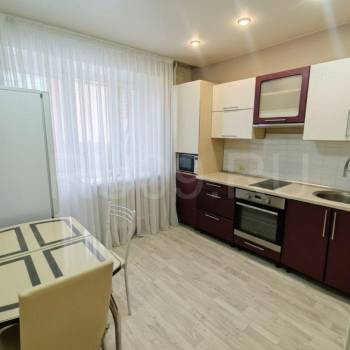 Сдается 1-комнатная квартира, 39 м²