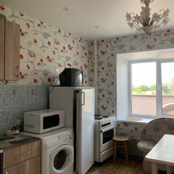 Сдается 1-комнатная квартира, 40 м²