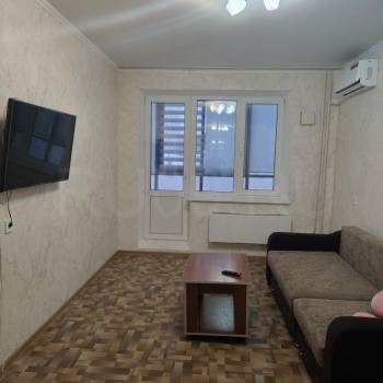 Сдается 1-комнатная квартира, 35 м²