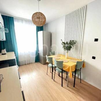 Сдается 2-х комнатная квартира, 60 м²