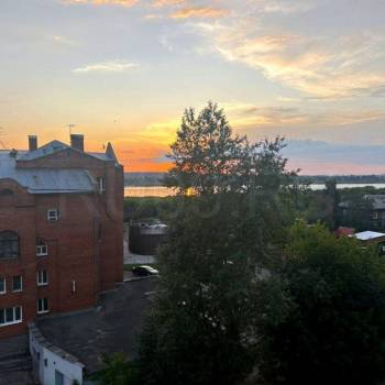 Продается 1-комнатная квартира, 35 м²