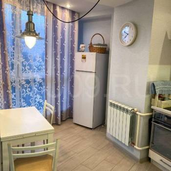 Продается 1-комнатная квартира, 35 м²