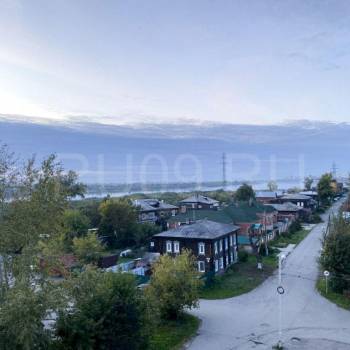 Продается 1-комнатная квартира, 35 м²